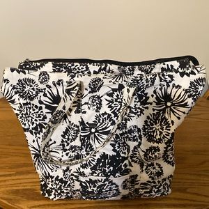 Lisa’s canvas Tote/Bag
